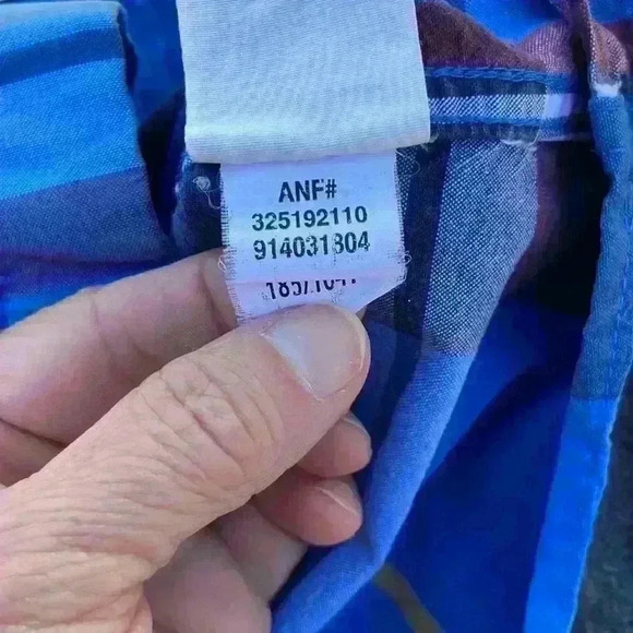 Hollister mens large button up jacket with hood with 2 pockets and drawstring - Picture 7 of 9